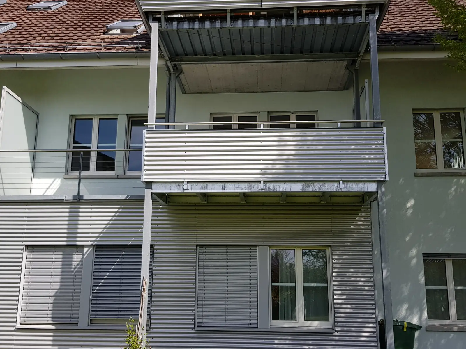 Balkongeländer Metall – Schlosserei Fraubrunnen